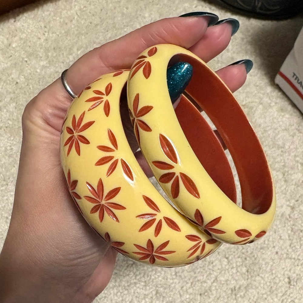 2 Splendette brown and cream bangles